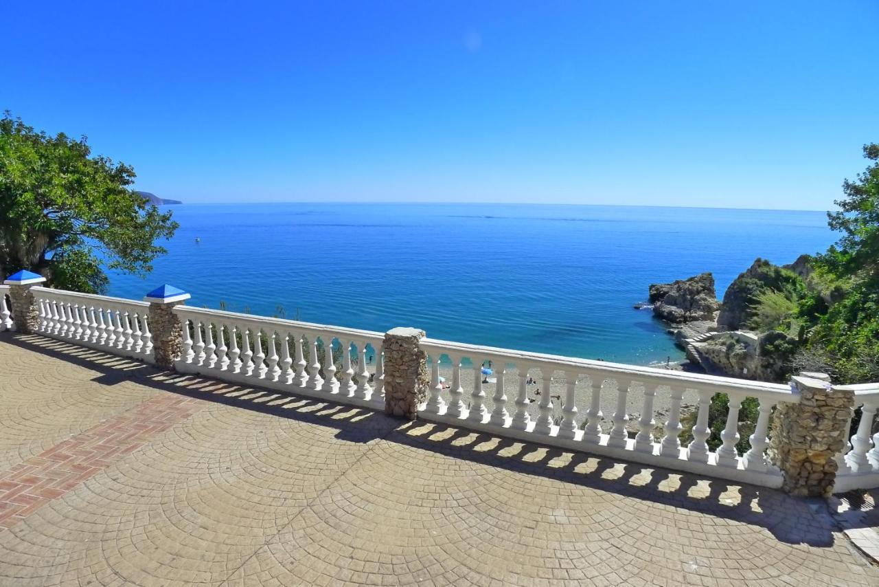 Stella Maris - Sleeps 4 Daire Nerja Dış mekan fotoğraf